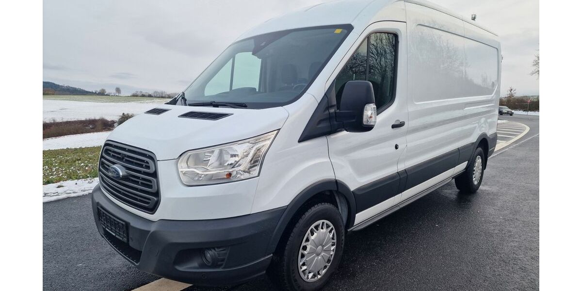 Ford Transit 219.000 km 8.200 &euro; Büdingen 63654