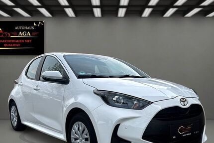 Toyota Yaris 15.000 km 18.990 &euro; Hanau 63452