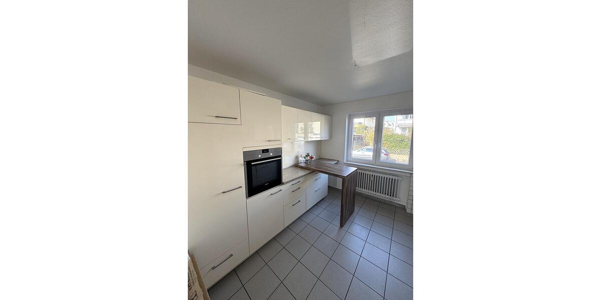 Erdgeschoßwohnung Dreieich - 4 Zimmer, 120 m&sup2;, 1.700&euro; | Angebot:23403248