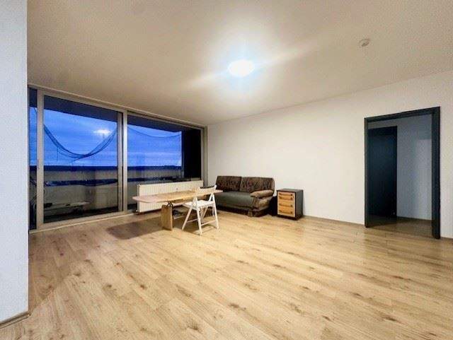 Etagenwohnung Dietzenbach - 4 Zimmer, 90 m&sup2;, 160.000&euro; | Angebot:25737575