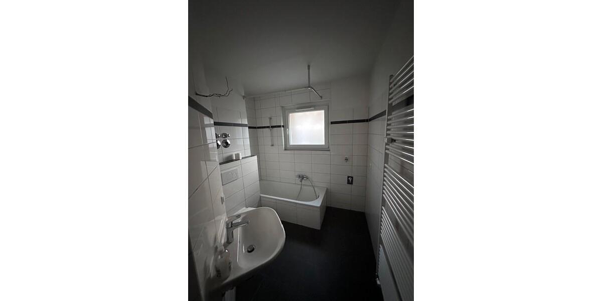Etagenwohnung Bad Homburg vor der Höhe Gonzenheim - 4 Zimmer, 83 m&sup2;, 883&euro; | Angebot:26427017
