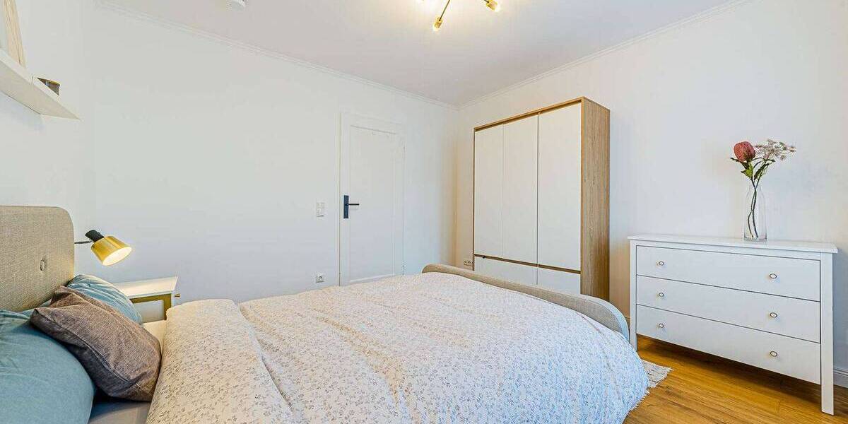 Etagenwohnung Frankfurt am Main Ostend - 3 Zimmer, 61 m&sup2;, 2.150&euro; | Angebot:26064214