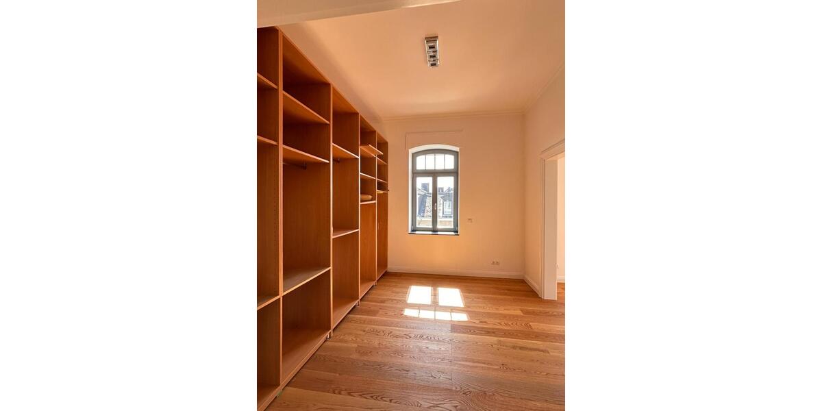 Maisonettenwohnung Bad Nauheim - 7 Zimmer, 183 m&sup2;, 3.000&euro; | Angebot:26235182