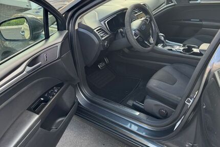 Ford Mondeo 180.000 km 8.000 &euro; Hanau 63454