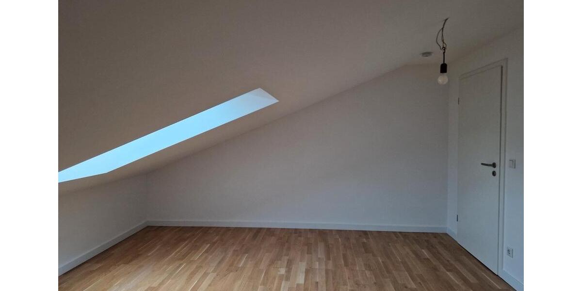 Dachgeschoßwohnung Aschaffenburg Österreicher Kolonie - 2 Zimmer, 55 m&sup2;, 700&euro; | Angebot:26247641