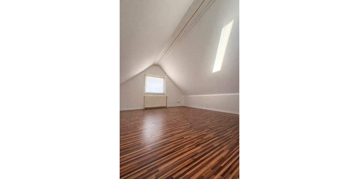 Doppelhaushälfte Frankfurt am Main Griesheim - 5 Zimmer, 160 m&sup2;, 810.000&euro; | Angebot:25654298