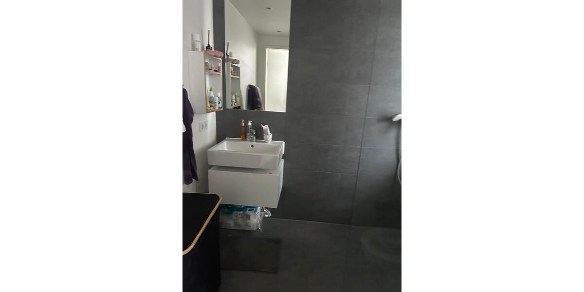 Etagenwohnung Frankfurt am Main Bockenheim - 1 Zimmer, 24 m&sup2;, 1.100&euro; | Angebot:25236512