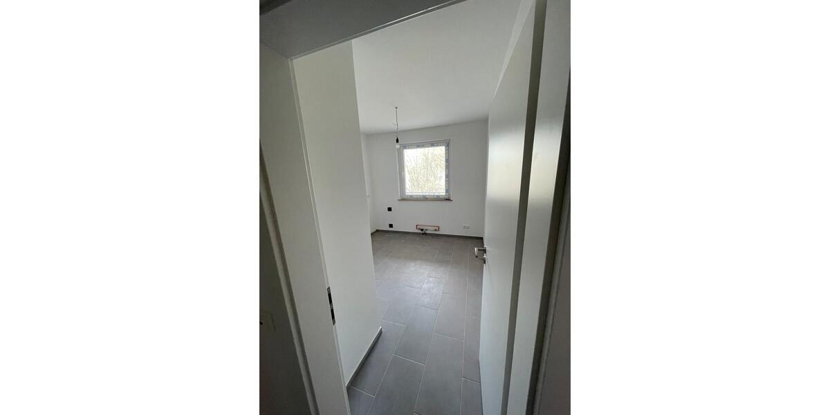 Etagenwohnung Frankfurt am Main Nord-West - 3 Zimmer, 72 m&sup2;, 1.560&euro; | Angebot:25988969