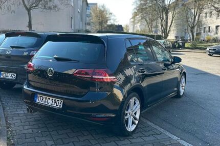 VW Golf 212.200 km 11.299 &euro; Frankfurt 65934
