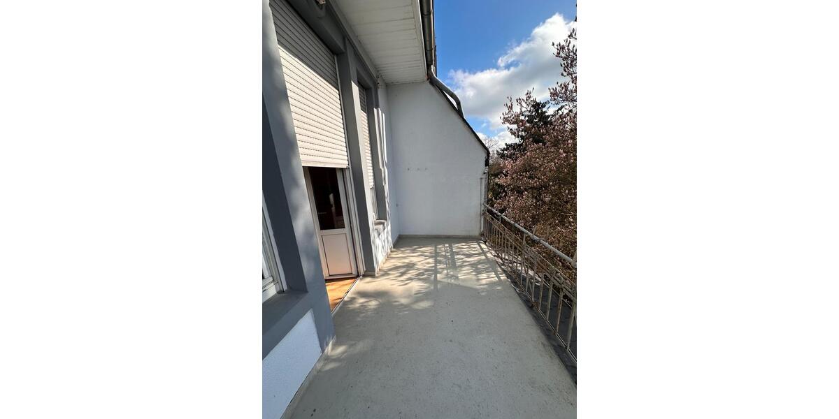 Etagenwohnung Frankfurt am Main West - 5 Zimmer, 130 m&sup2;, 2.000&euro; | Angebot:25646674