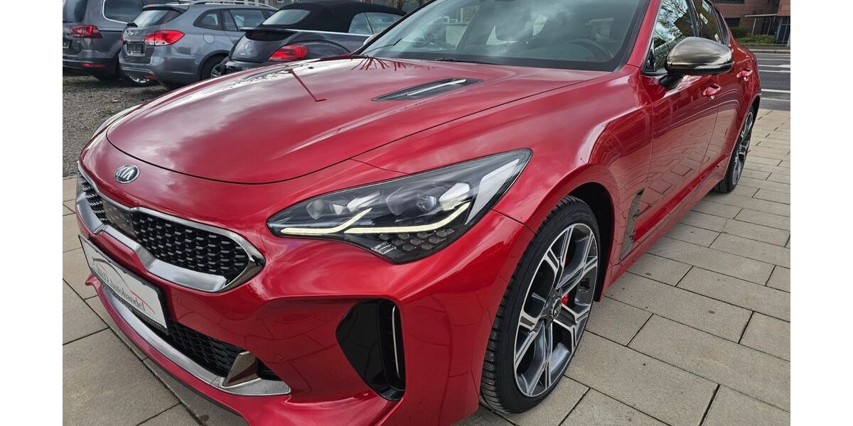 Kia Stinger 95.000 km 24.950 &euro; Aschaffenburg 63741