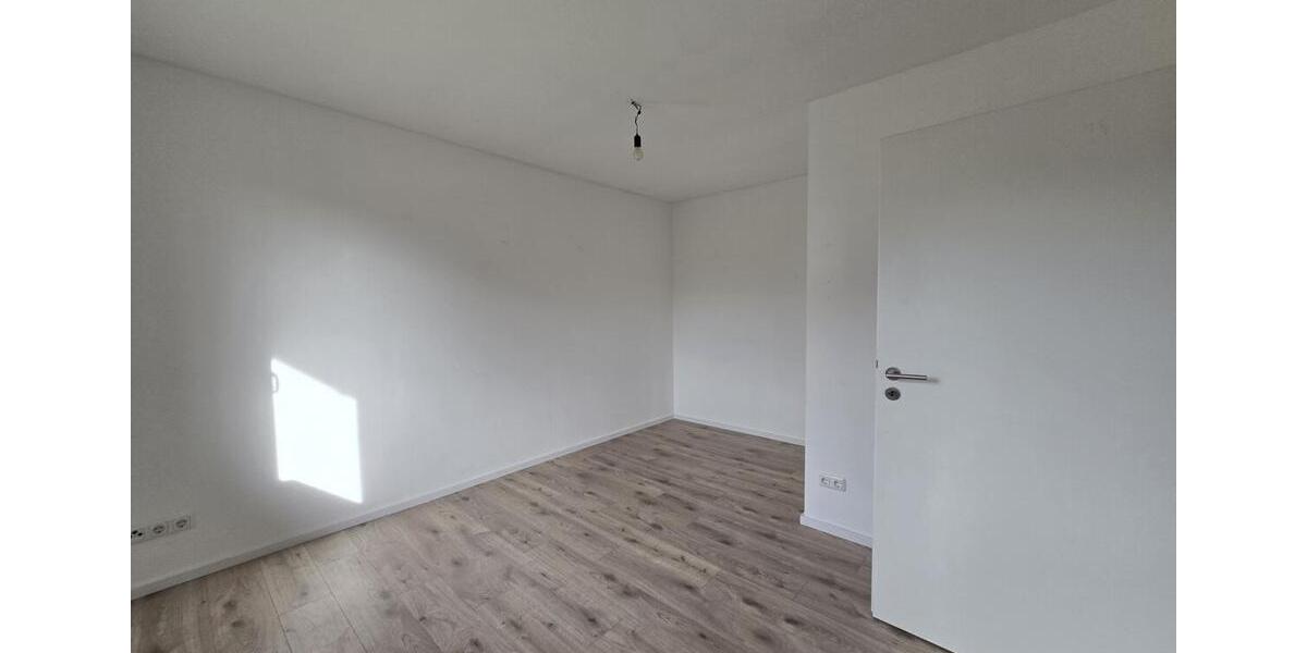 Etagenwohnung Krombach - 4 Zimmer, 86 m&sup2;, 820&euro; | Angebot:25571954