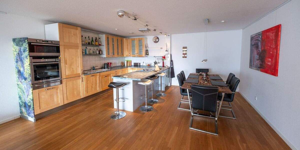 Etagenwohnung Offenbach am Main Bieberer Berg - 3 Zimmer, 112 m&sup2;, 1.800&euro; | Angebot:25737629