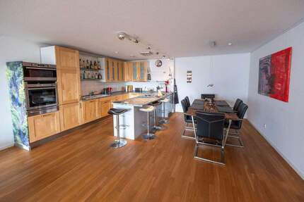 Wohnung Offenbach am Main Bieberer Berg - 3 Zimmer, 112 m&sup2;, 1.800&euro; | Angebot:25737629