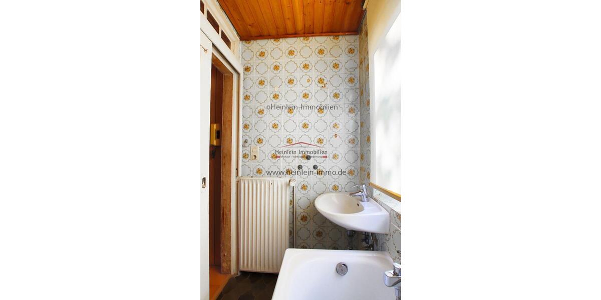 Charmantes Reihenmittelhaus 5 ZKBB* tgl.Badezimmer* kleiner Garten* Gartenhütte* Frankfurt-Gallus - Reihenmittelhaus Frankfurt Gallus Viertel | Angebot:25355417