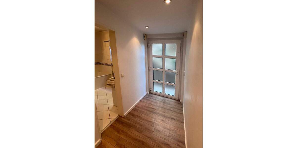 Einfamilienhaus Frankfurt am Main Bergen-Enkheim - 7 Zimmer, 224 m&sup2;, 1.395.000&euro; | Angebot:25743245