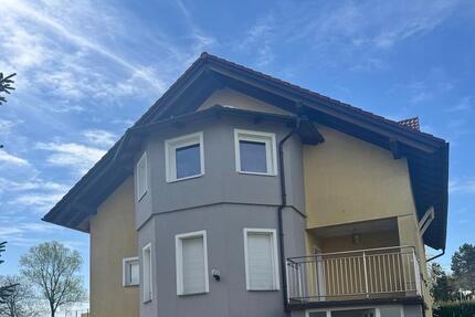 Haus Friedberg (Hessen) - 6 Zimmer, 250 m&sup2;, 400.000&euro; | Angebot:26052883