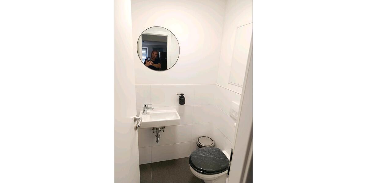 Etagenwohnung Kelsterbach - 1 Zimmer, 90 m&sup2;, 1.800&euro; | Angebot:24780765