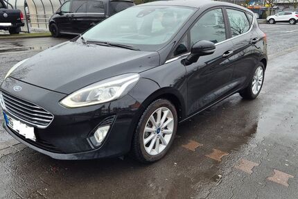 Ford Fiesta 105.000 km 7.950 &euro; Steinbach 61449