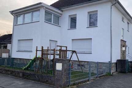 Haus Groß-Zimmern Zimmern - 14 Zimmer, 300 m&sup2;, 780.000&euro; | Angebot:25180875
