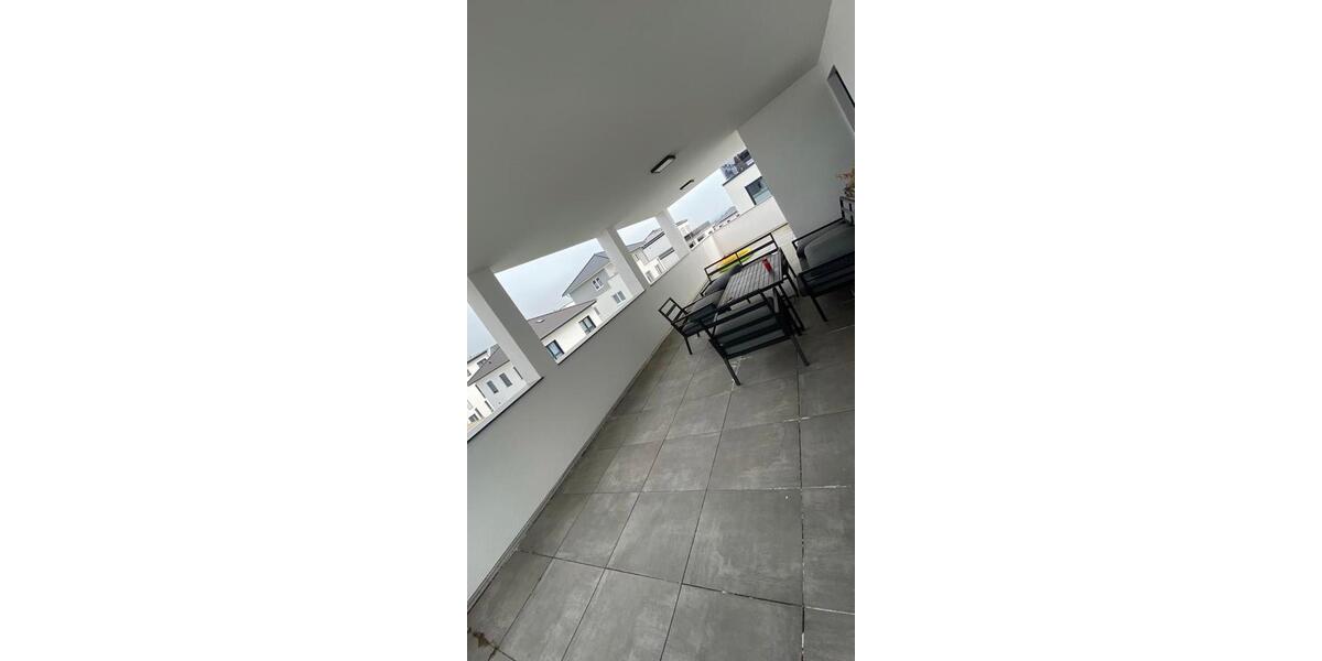 Etagenwohnung Rosbach vor der Höhe - 3 Zimmer, 101 m&sup2;, 1.500&euro; | Angebot:25859871