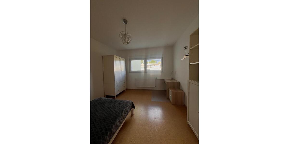 Reihenhaus Frankfurt am Main Eschersheim - 6 Zimmer, 150 m&sup2;, 595.000&euro; | Angebot:26918819
