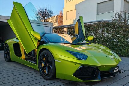 Lamborghini Aventador 56.381 km 235.000 &euro; Frankfurt am/Main 60389