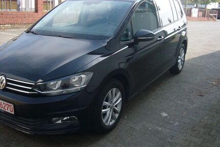 VW Touran 118.000 km 12.499 &euro; Langen 63225