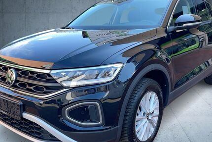 VW T-Roc 23.380 km 22.280 &euro; Frankfurt am Main 60528