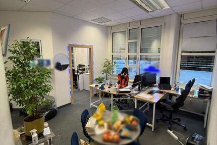 Gewerbeobjekt Frankfurt am Main Nieder-Eschbach - 3 Zimmer, 67 m&sup2;, 1.550&euro; | Angebot:25775915