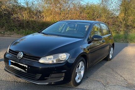 VW Golf 141.000 km 7.300 &euro; Frankfurt am Main 60489