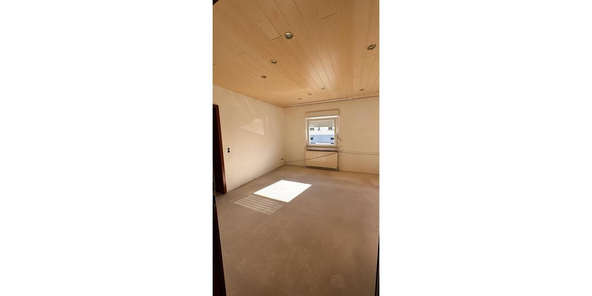 Erdgeschoßwohnung Limeshain - 4 Zimmer, 97 m&sup2;, 259.000&euro; | Angebot:24786437