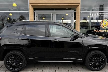 Jeep Compass 29.150 km 27.390 &euro; Aschaffenburg 63741