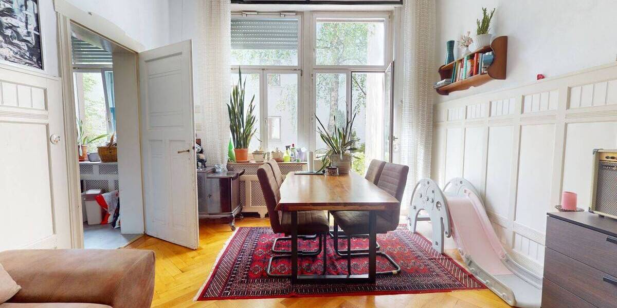 Mehrfamilienhaus, Wohnhaus Frankfurt am Main Westend-Nord - 7 Zimmer, 160 m&sup2;, 2.300.000&euro; | Angebot:25663756