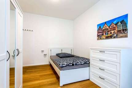 Zimmer Bonames Bonames - 1 Zimmer, 580&euro; | Angebot:26059139