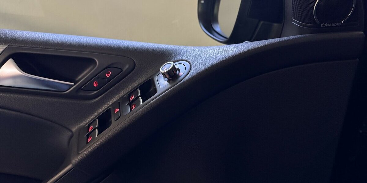 VW Golf R 4Motion 6-Gang /Leder/ 19´´/Xenon/HG-M 247.000 km 12.950 &euro; Dreieich 63303