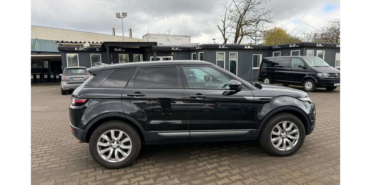 Land Rover Range Rover Evoque SE TOP Zustand Pano AHK 112.988 km 14.999 &euro; Frankfurt 60386