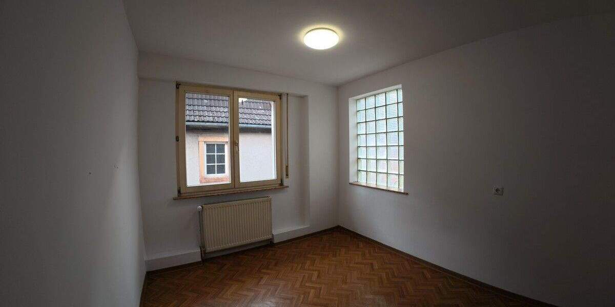 Einfamilienhaus Groß-Umstadt Umstadt - 5 Zimmer, 105 m&sup2;, 210.000&euro; | Angebot:25660658
