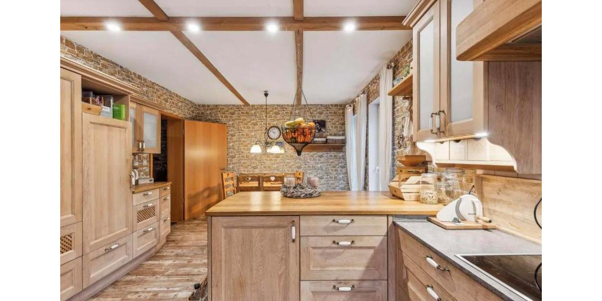 Einfamilienhaus Bad Nauheim - 10.5 Zimmer, 310 m&sup2;, 998.000&euro; | Angebot:25322115