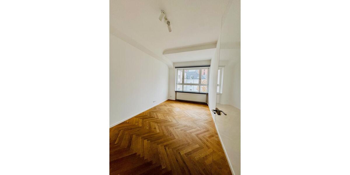 Gewerbeobjekt Frankfurt am Main Innenstadt 1 - 3.750&euro; | Angebot:25619385