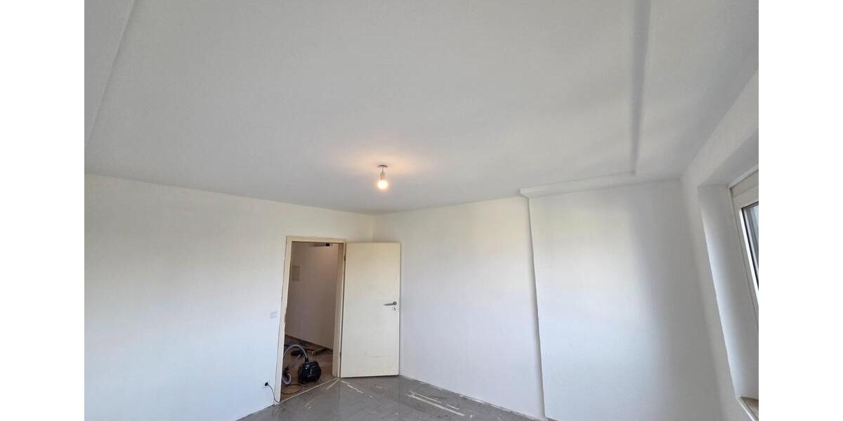 Etagenwohnung Frankfurt am Main Sossenheim - 4.5 Zimmer, 110 m&sup2;, 1.200&euro; | Angebot:25903895