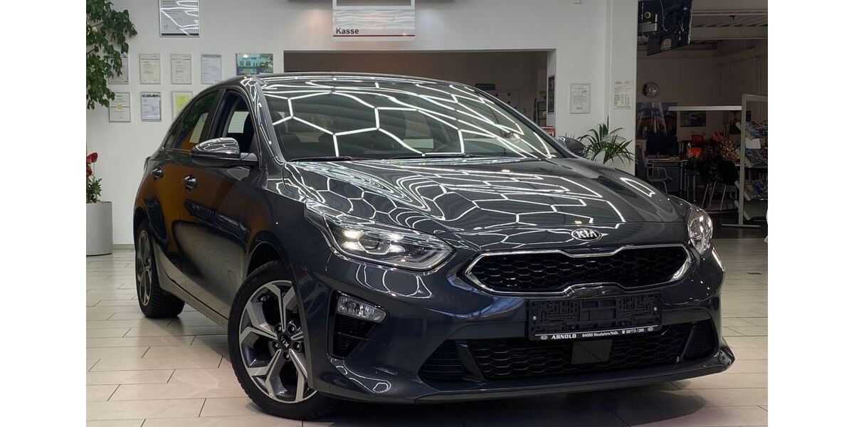 Kia ceed / Ceed 64.102 km 17.600 &euro; Neu-Isenburg 63263