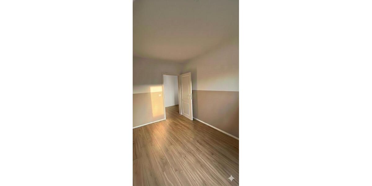 Doppelhaushälfte Gelnhausen - 6 Zimmer, 143 m&sup2;, 575.000&euro; | Angebot:27532240