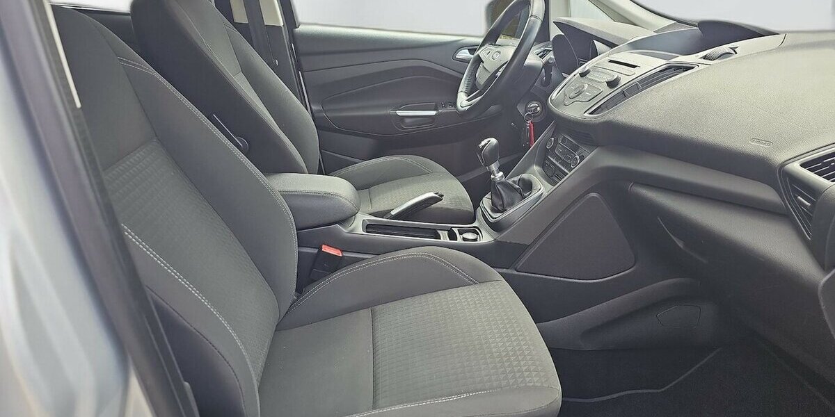 Ford C-Max Grand Business Edition 121.000 km 6.990 &euro; Schwalbach/Taunus 65824