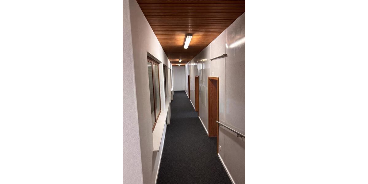 Gewerbeobjekt Dreieich - 2.200&euro; | Angebot:25152852