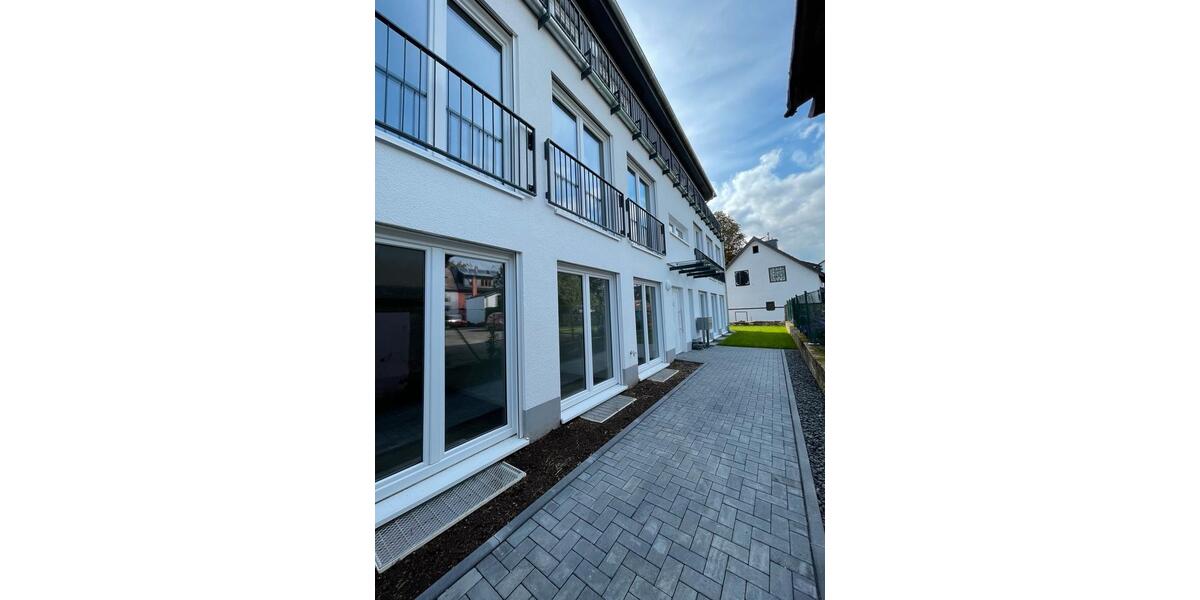 Erdgeschoßwohnung Frankfurt am Main Sossenheim - 3 Zimmer, 69 m&sup2;, 1.550&euro; | Angebot:26427772