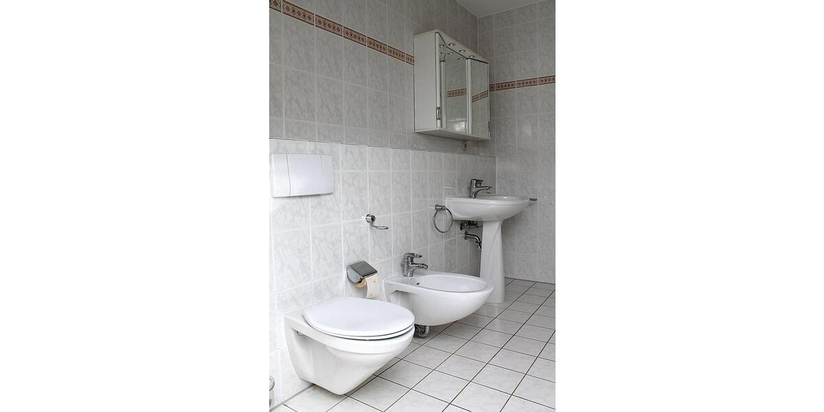 Dachgeschoßwohnung Aschaffenburg Österreicher Kolonie - 2 Zimmer, 82 m&sup2;, 750&euro; | Angebot:26459656