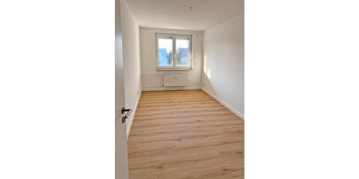 Etagenwohnung Hanau Lamboy - 3 Zimmer, 83 m&sup2;, 1.040&euro; | Angebot:24812429
