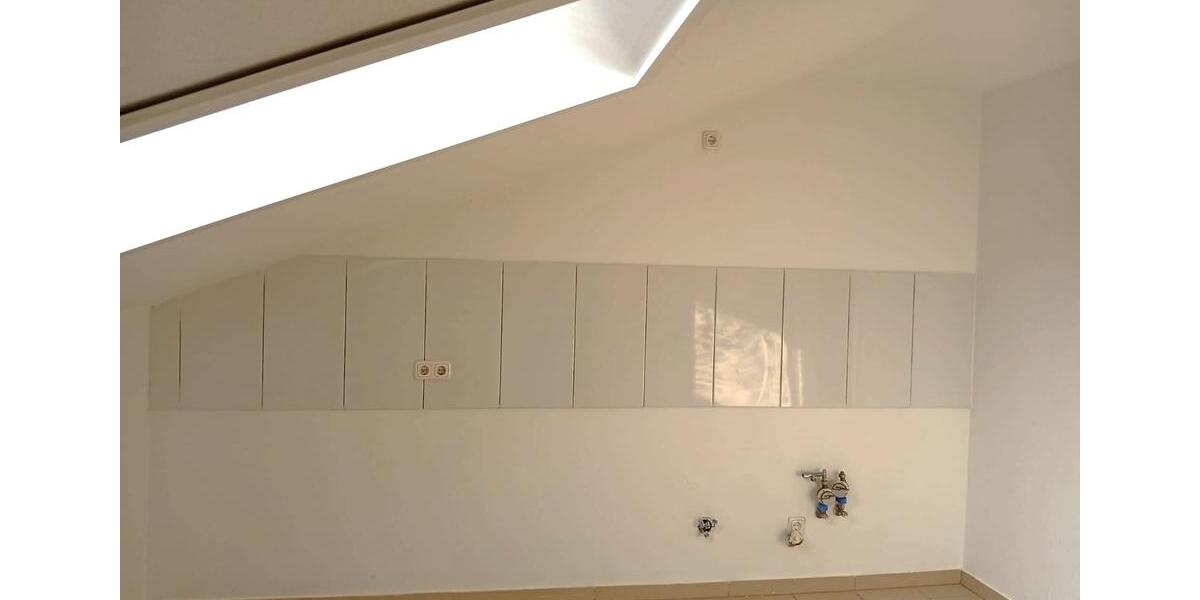 Dachgeschoßwohnung Gelnhausen - 3.5 Zimmer, 105 m&sup2;, 1.090&euro; | Angebot:25542849