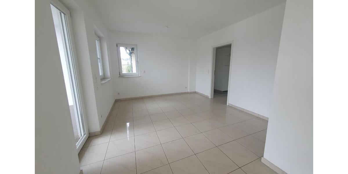 Erdgeschoßwohnung Haibach - 2.5 Zimmer, 110 m&sup2;, 1.300&euro; | Angebot:25046894